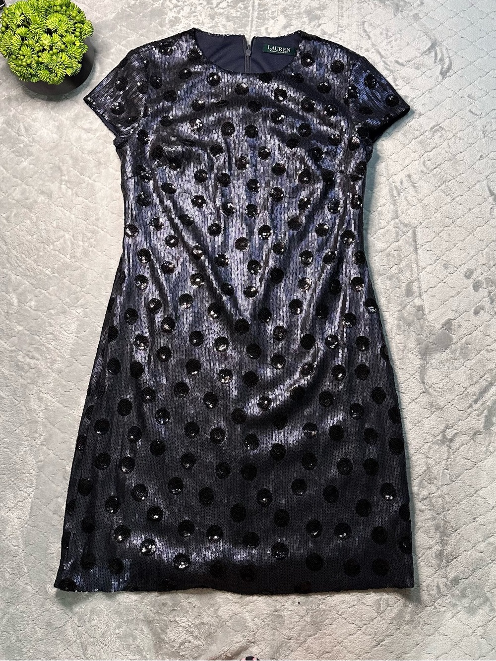 ✨Glam Holiday Party Sequin Dress Lauren Ralph Lauren size 6 Dark Navy Polka Dot